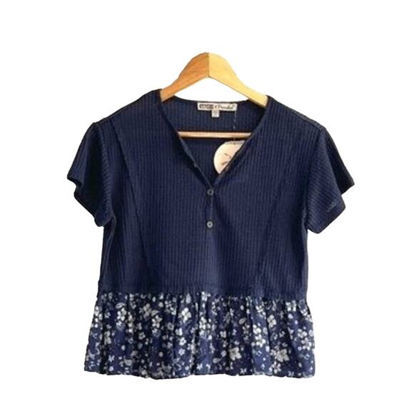 NWT Gypsies & Moondust Small Waffle Knit Peplum Floral Navy Blouse - Picture 1 of 4